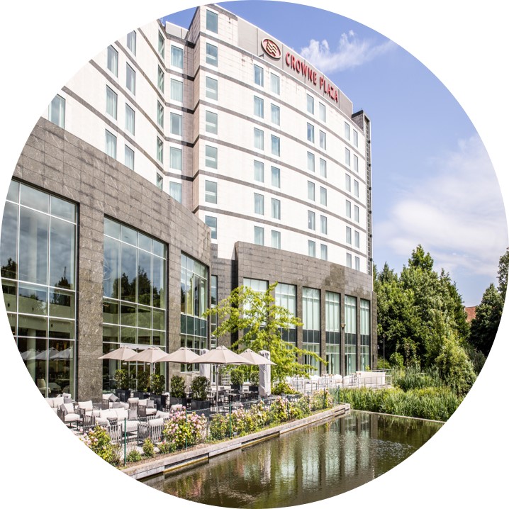 buliding 2 Hilton Prague